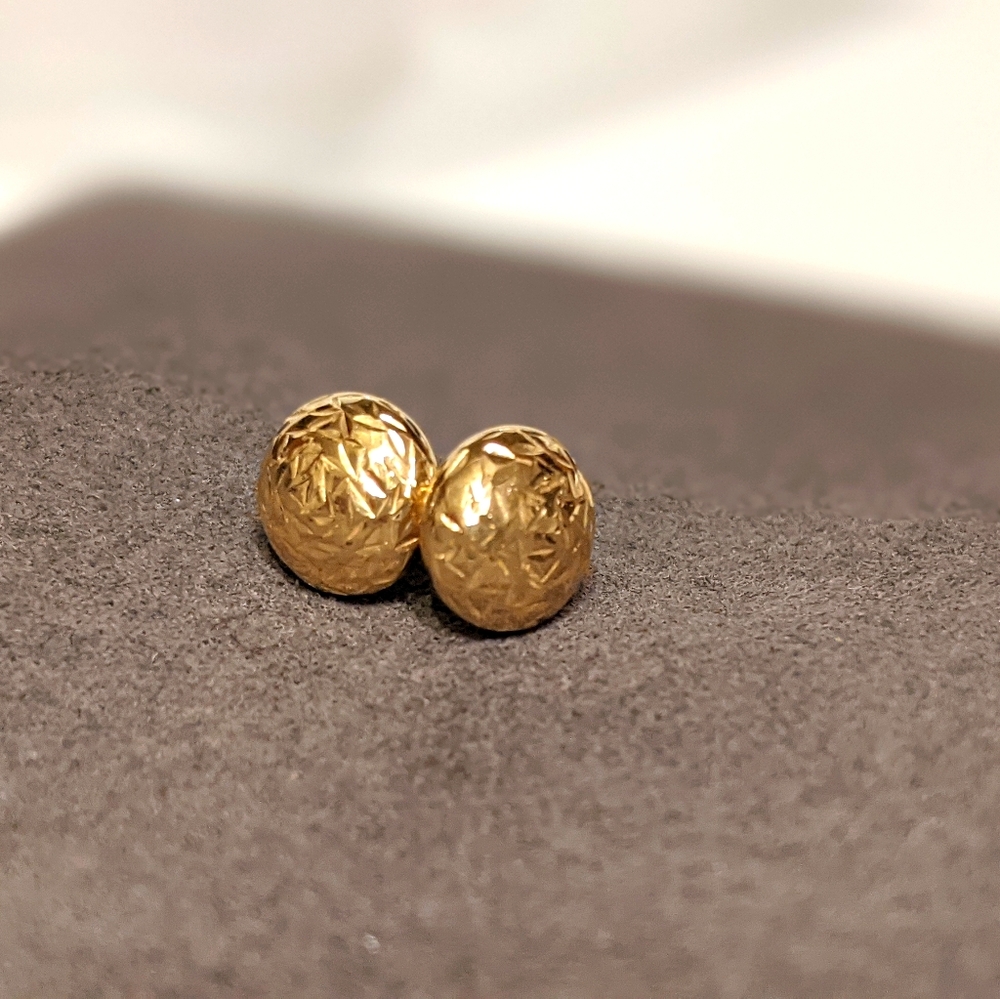 14k solid gold stud button earrings